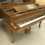 819 2318 GRAND PIANO